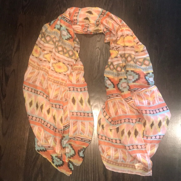 Forever 21 scarf - Picture 2 of 2